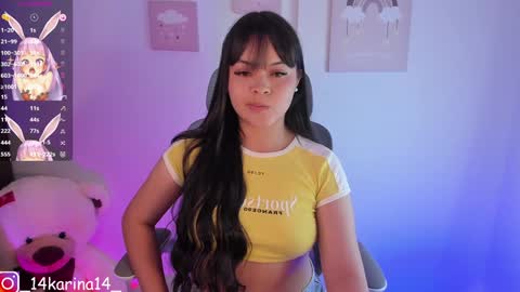 Snapshot of _abby_westt chatting on 01-25-25, 03:51 Sophia  online show from 01-25-25, 03:51