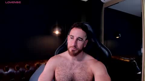 Snapshot of _adamcoper_ chatting on 06-08-26, 12:36 _adamcoper_ online show from 06-08-26, 12:36