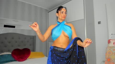 Adelle online show from 01-25-25, 01:19