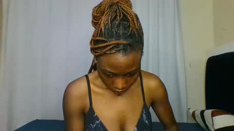 Snapshot of _africana4 chatting on 06-08-26, 04:07 africana4 online show from 06-08-26, 04:07