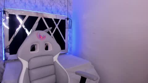  Alaia online show from 01-31-25, 03:00