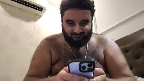 Snapshot of _alan_bear_ chatting on 05-20-26, 06:58 Alan online show from 05-20-26, 06:58