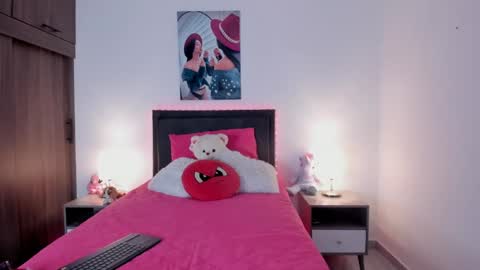 _alana_grey_ online show from 04-29-26, 04:11
