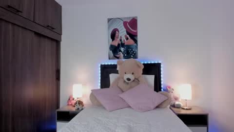 _alana_grey_ online show from 05-05-26, 12:24