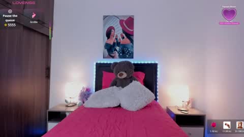 _alana_grey_ online show from 07-21-26, 02:41