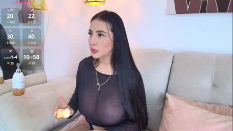 Snapshot of _alanajones_ chatting on 10-04-25, 02:15 ALANA  online show from 10-04-25, 02:15