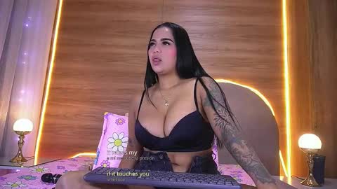 Snapshot of _alexaa_20 chatting on 02-14-26, 12:13 Alexa online show from 02-14-26, 12:13