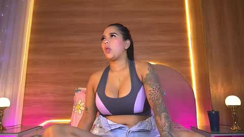 Snapshot of _alexaa_20 chatting on 02-23-26, 11:51 Alexa online show from 02-23-26, 11:51