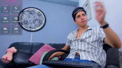 Alexander online show from 09-15-25, 03:23