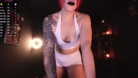 Miss Alice  My internet sucks these days see you soon online show from 06-11-26, 12:32