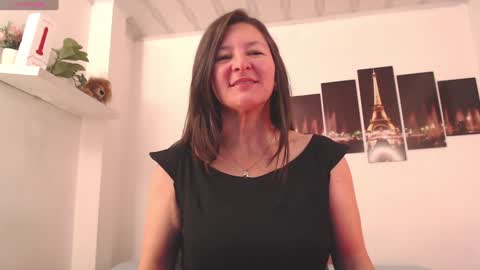 Snapshot of _alice_horny_ chatting on 01-05-25, 07:39 _alice_horny_ online show from 01-05-25, 07:39