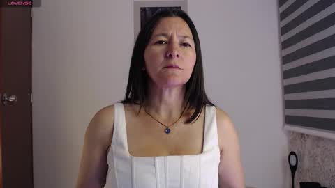 _alice_horny_ online show from 03-28-26, 01:16