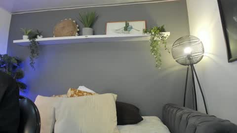 Snapshot of _aliice_1 chatting on 02-07-25, 08:10 Alice online show from 02-07-25, 08:10