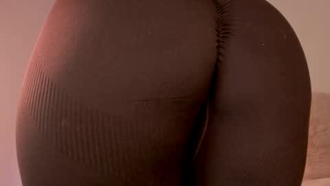 Snapshot of _alissonrose chatting on 06-08-26, 10:54 Karo online show from 06-08-26, 10:54