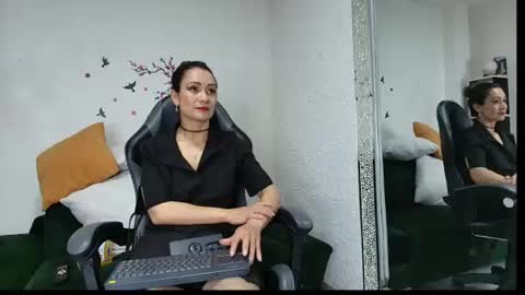 Snapshot of _anais_lanz chatting on 06-27-26, 07:30 Anais online show from 06-27-26, 07:30