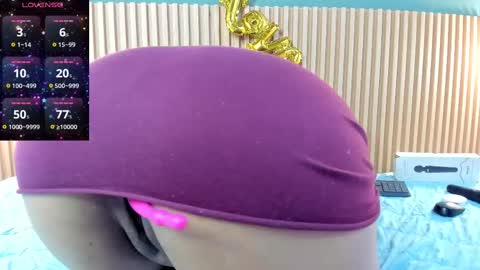 Ana Victoria online show from 02-24-25, 10:03