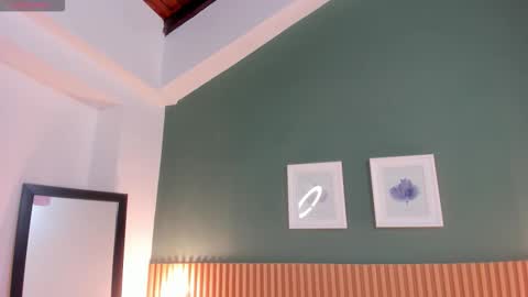 Ana Victoria online show from 10-29-25, 12:07