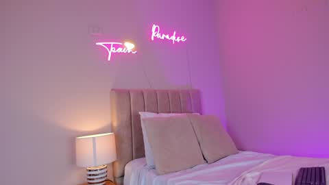 ngela  online show from 02-08-25, 11:33