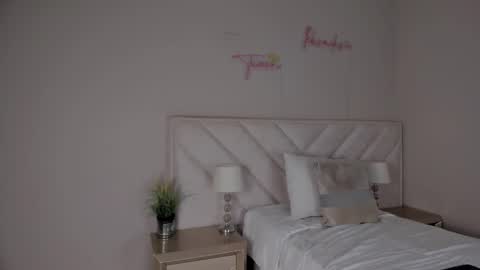 Snapshot of _angela_x chatting on 03-25-26, 02:56 ngela online show from 03-25-26, 02:56