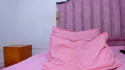 Any online show from 03-11-25, 10:42