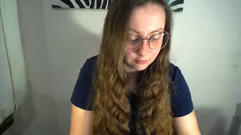 Anna online show from 06-15-26, 06:37