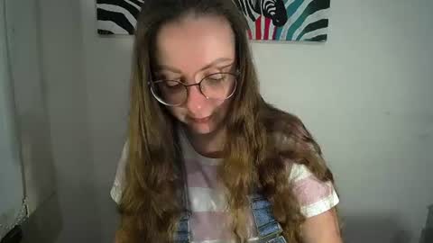 Anna online show from 06-18-26, 06:46
