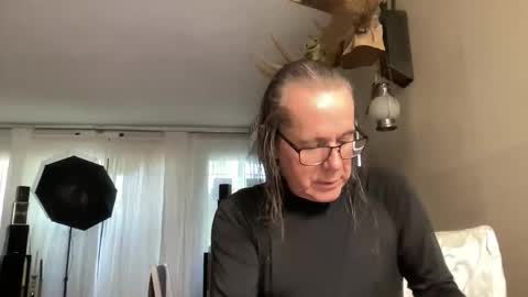  anneonamouse online show from 05-31-26, 06:20