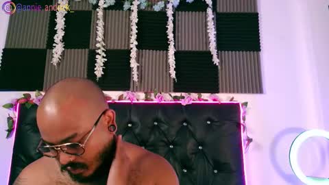 Annie Andrick online show from 03-05-26, 01:40