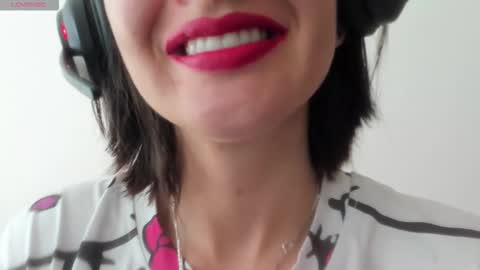 antonia online show from 11-21-25, 12:48