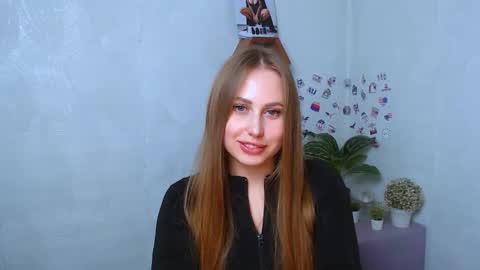 Snapshot of _arianablack_ chatting on 10-29-25, 10:17 Arina online show from 10-29-25, 10:17