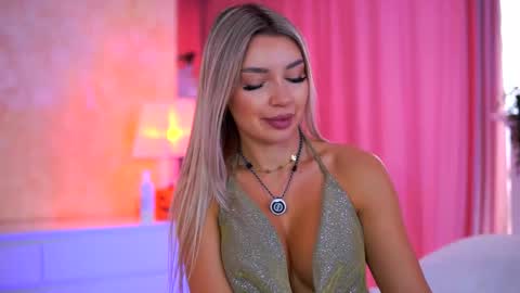 Arielle online show from 11-18-25, 09:36