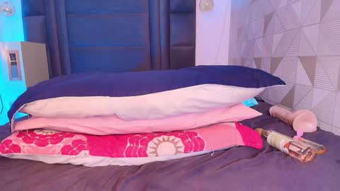 Arlet online show from 01-29-25, 02:53