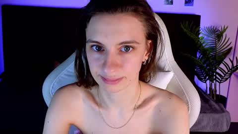 _ash_leyy_ online show from 02-20-26, 06:26