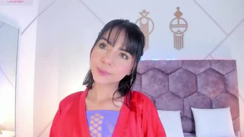 _aurora_collins_ online show from 11-21-25, 12:37