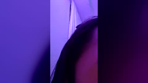 Snapshot of _available_ chatting on 06-21-26, 02:14 _available_ online show from 06-21-26, 02:14