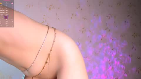Snapshot of _b_a_n_s_h_e_e_ chatting on 09-15-25, 09:59 Emily - BLONDE Jennifer - RED hair online show from 09-15-25, 09:59