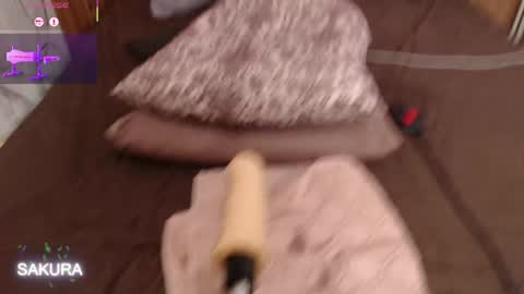 Snapshot of _b_a_n_s_h_e_e_ chatting on 10-05-25, 07:39 Emily - BLONDE Jennifer - RED hair online show from 10-05-25, 07:39