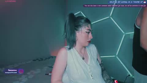 Snapshot of _baterchatur chatting on 02-20-25, 09:11 Lunita  online show from 02-20-25, 09:11