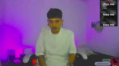 Lunita  online show from 01-18-26, 01:20