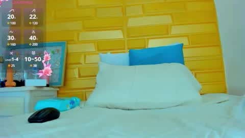 Snapshot of _becky__ chatting on 01-21-25, 10:19 Becky online show from 01-21-25, 10:19