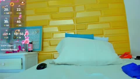 Snapshot of _becky__ chatting on 01-24-25, 08:43 Becky online show from 01-24-25, 08:43