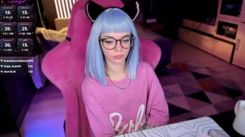 Olivia Subscribe to my Fansly -   online show from 04-21-26, 01:42