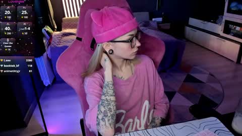 Olivia Subscribe to my Fansly -   online show from 04-28-26, 02:27