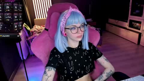 Olivia Subscribe to my Fansly -   online show from 05-13-26, 12:19