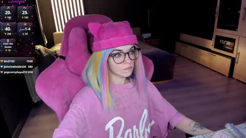 Olivia Subscribe to my Fansly -   online show from 05-26-26, 11:34