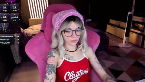 Olivia Subscribe to my Fansly -   online show from 06-13-26, 11:02
