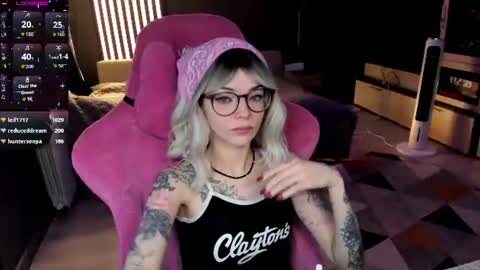 Olivia Subscribe to my Fansly -   online show from 06-15-26, 12:02
