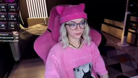 Olivia Subscribe to my Fansly -   online show from 06-17-26, 12:02