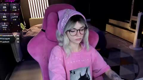 Olivia Subscribe to my Fansly -   online show from 06-23-26, 11:36