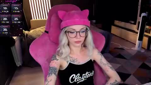 Olivia Subscribe to my Fansly -   online show from 06-29-26, 01:34